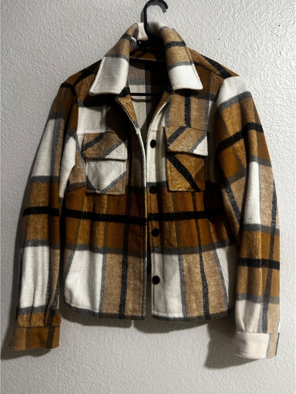 SHEIN Medium Plaid Button-Up Jacket with Chest Pockets in Brown, White, and Beig